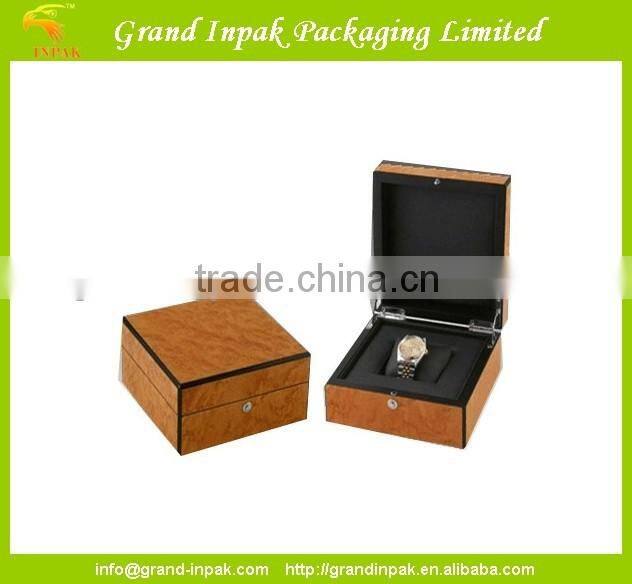 Single wooden watch storage case for men