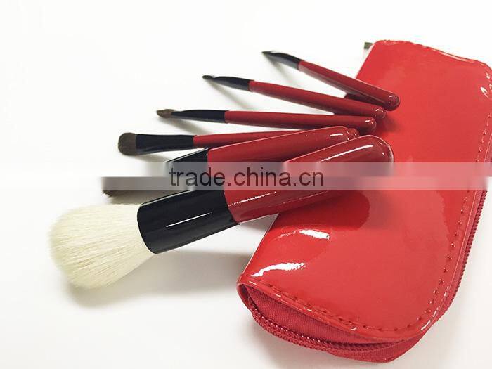 MY GIRL Hot selling cosmetic brush profession makeup brush low price packaging with Sexy small bag hair brush holder