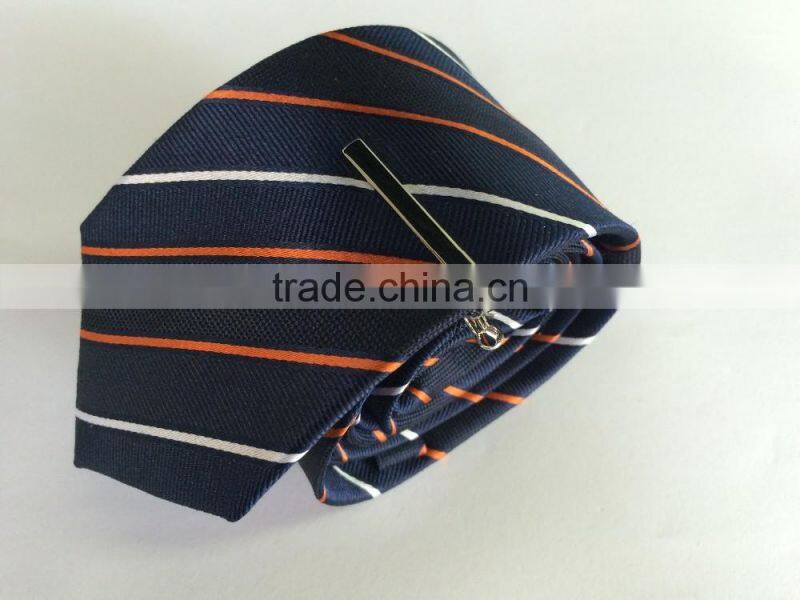 Men's blue/white 100% silk tie with diagonal strip design