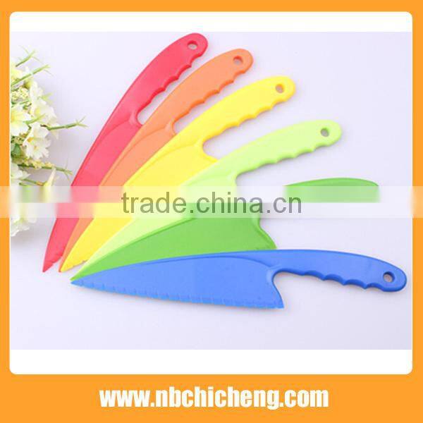 Food Grade Disposable Plastic Pizza Knife/Bread Knife