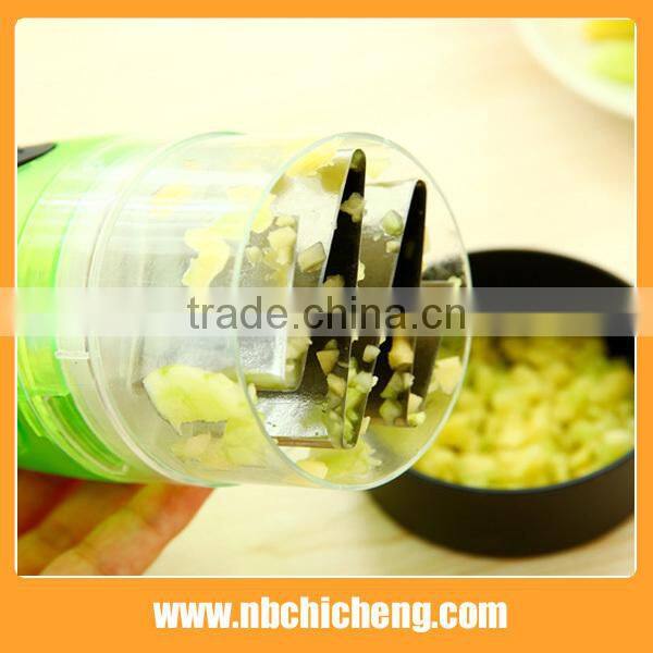 2015 News plastic vegetable chopper manual onion cutter