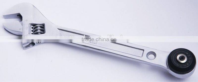 Adjustable Combination Ratchet Wrench