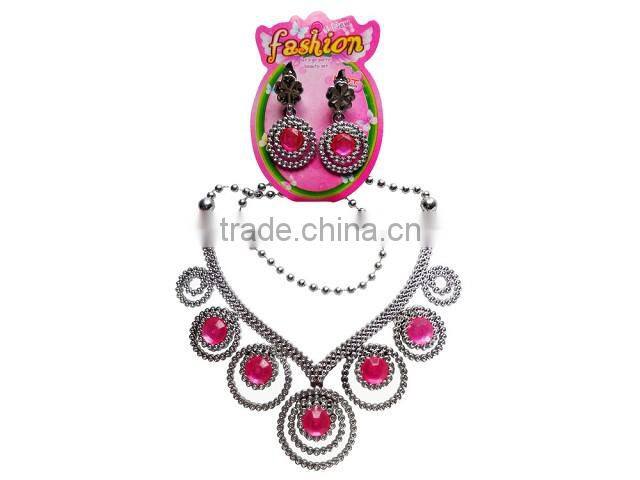 plastic toy crowns tiara