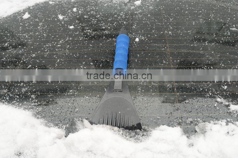 how to remove ice on car