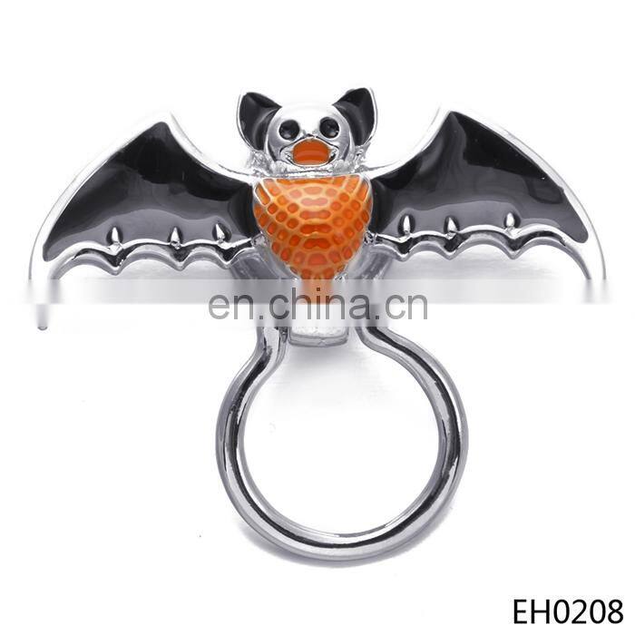 Alibaba Wholesale Halloween Gift Halloween Ghost Eyeglass Holder Pins