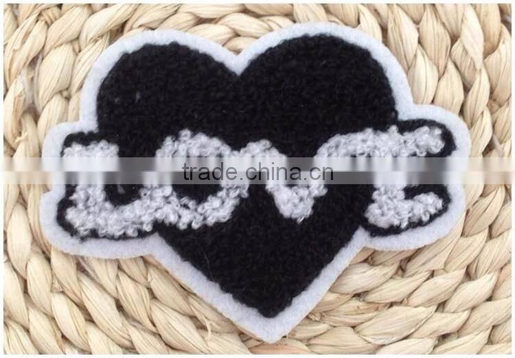 Factory wholesale Love Heart Mixed Package Hand Sew-on Towel Embroideried DIY Woven Patches