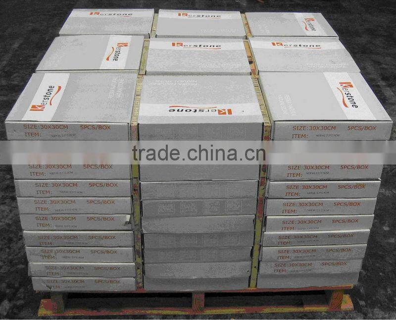 Decorative interlock concrete paving stone