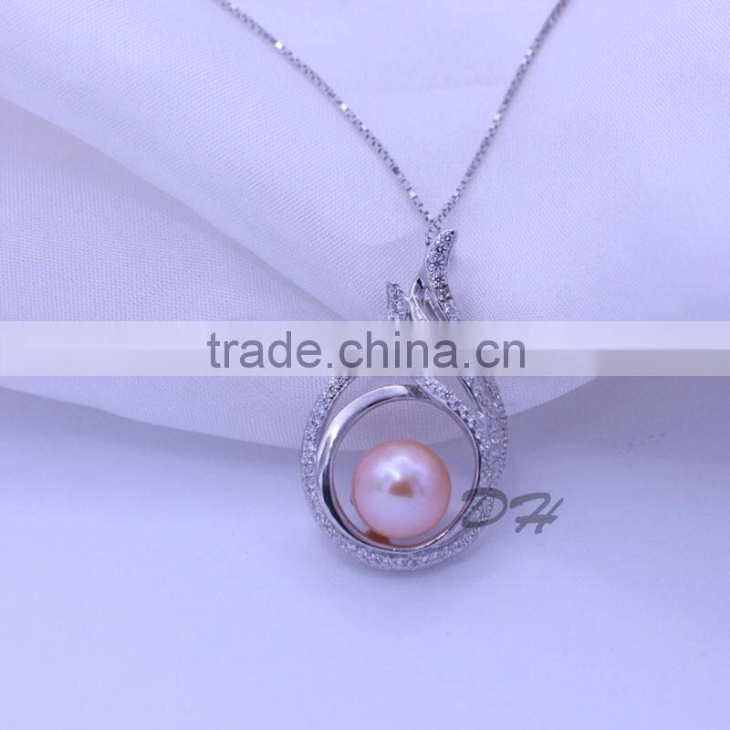 Beautiful freshwater pearl pendant /silver pearl jewelry