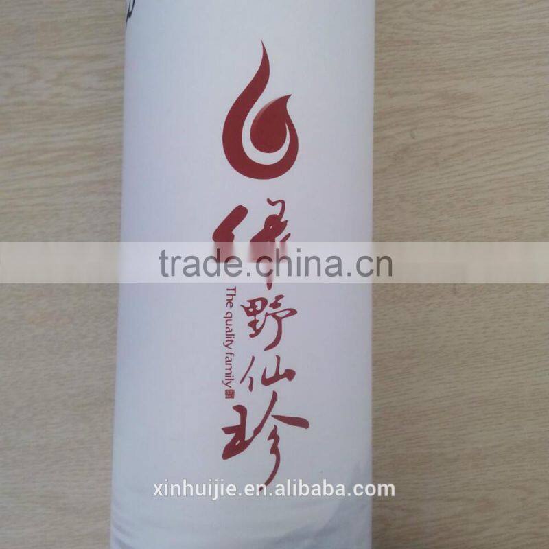 Red wine packaging paper cans, bottles of wine round packaging carton