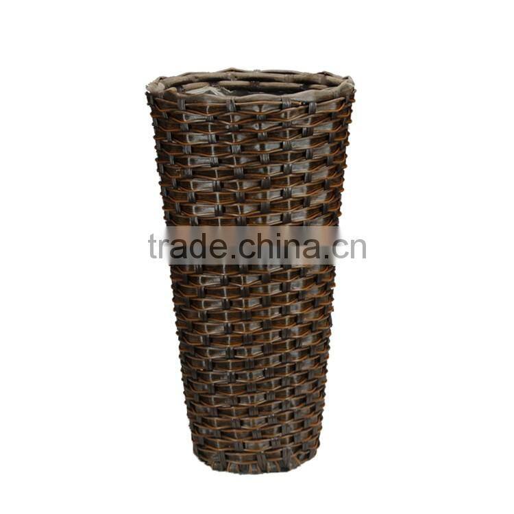Indoor Gardening Classic Round PE Rattan Basket with Plastic Inner