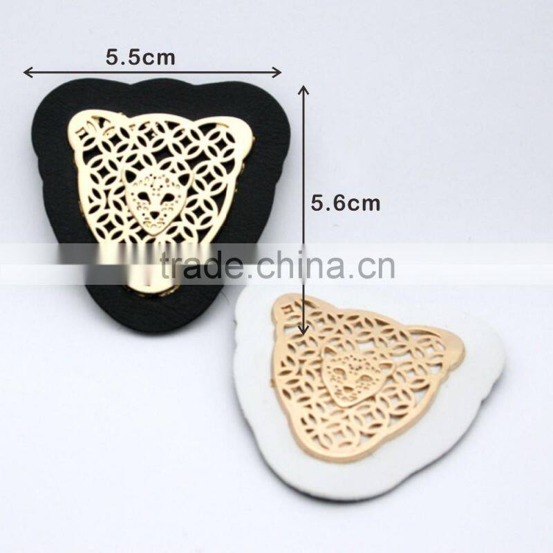 Black/white PU leather label with gold metal alloy logo clothing label for jeans/jacket PLB-018