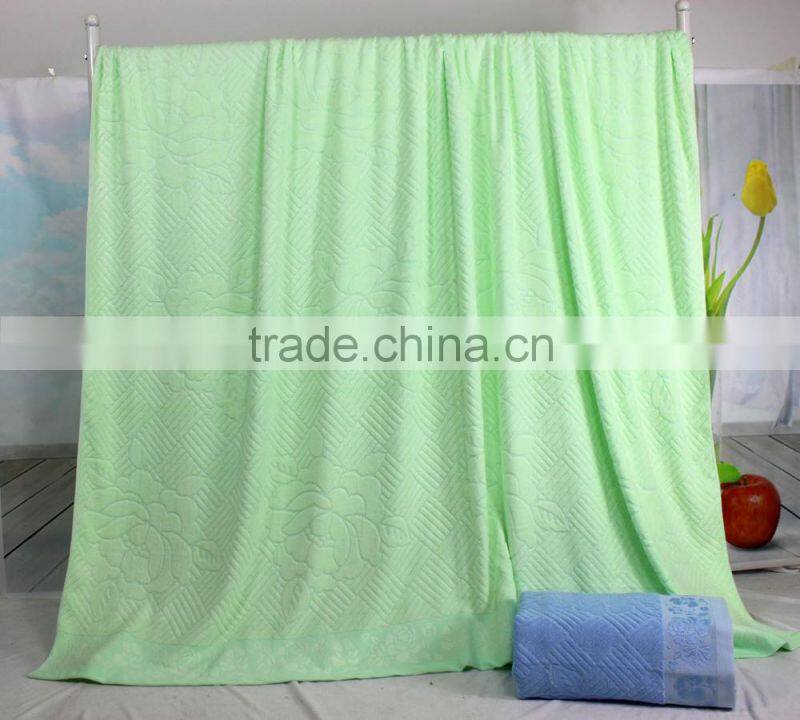 Good quality and practical 100% cotton towelling coverlet wholesale
