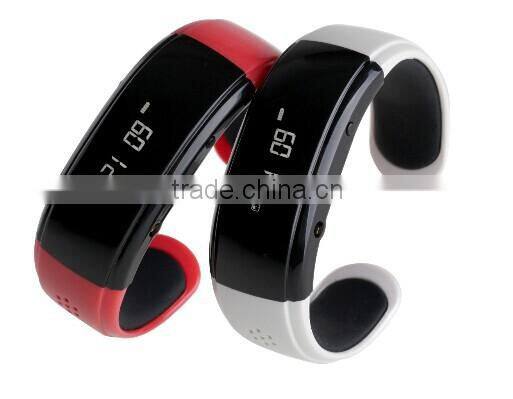 2014 fashion bluetooth smart bracelet watch LCD anti-lost vibrate calls for all smartphone