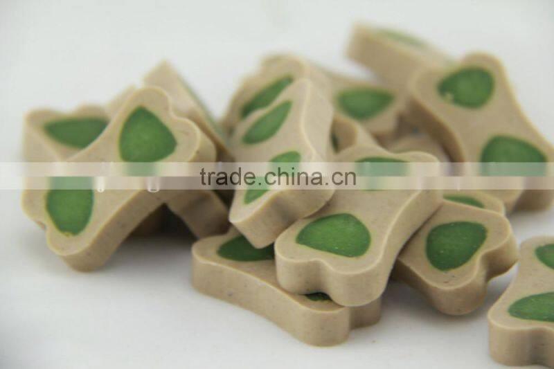 animal feeds (dental pieces shaped double-heart)