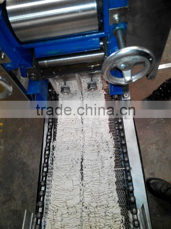 factory price instant noodle processing line/instant noodle machine