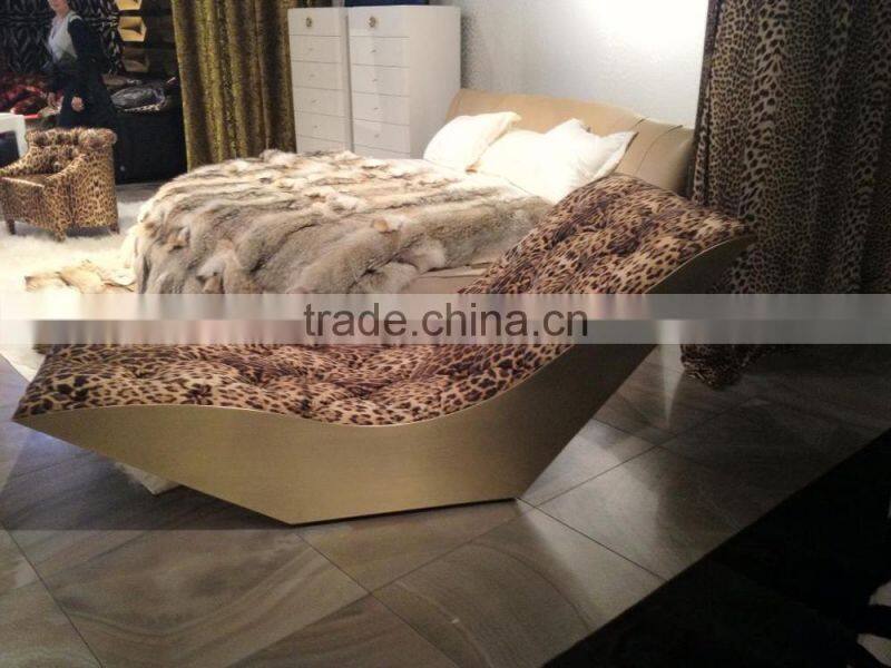 Italy New Design Post Modern Genuine Leather Reclining Living Room Chair/ European Elegant Comfortable Round Leather Sofa Chair