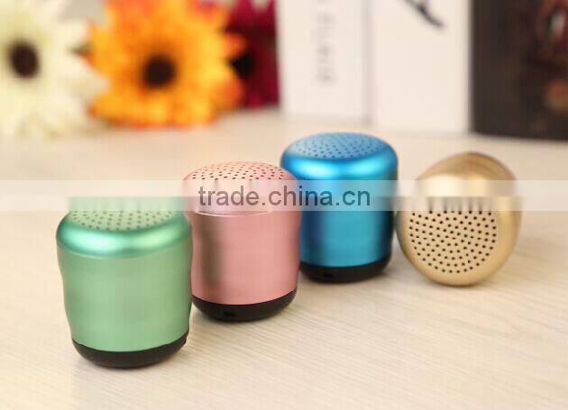 bluetooth wireless music mini portable bluetooth speaker with Self-timer for iphone ipad samsung