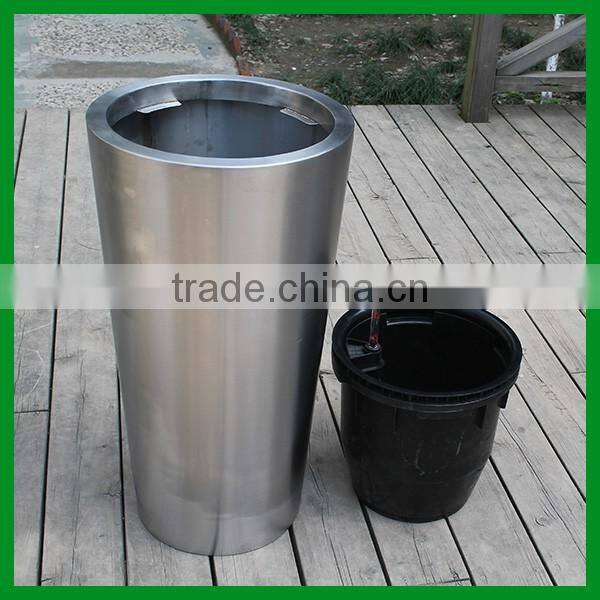 FO-9066 Stainless Steel Self irrigated flower pot for garden decor