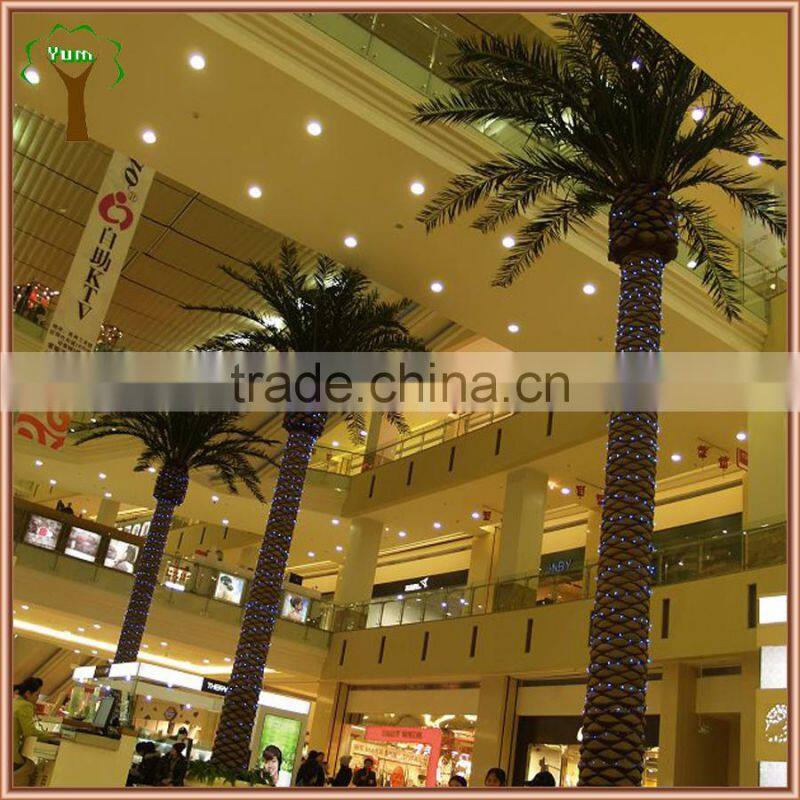 Large lighting canary palm tree for landscape decoration