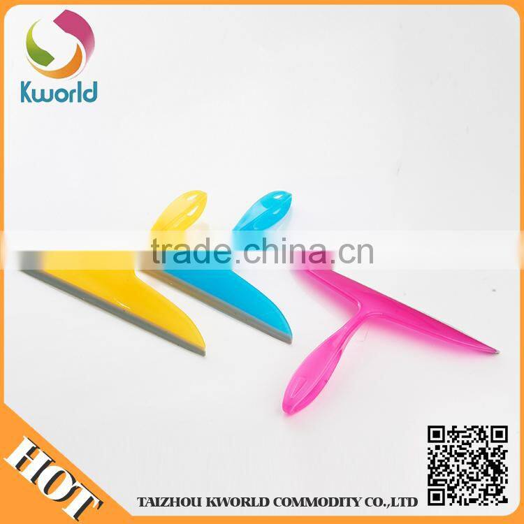 Safe material popular design top quality long handled window cleaning brush