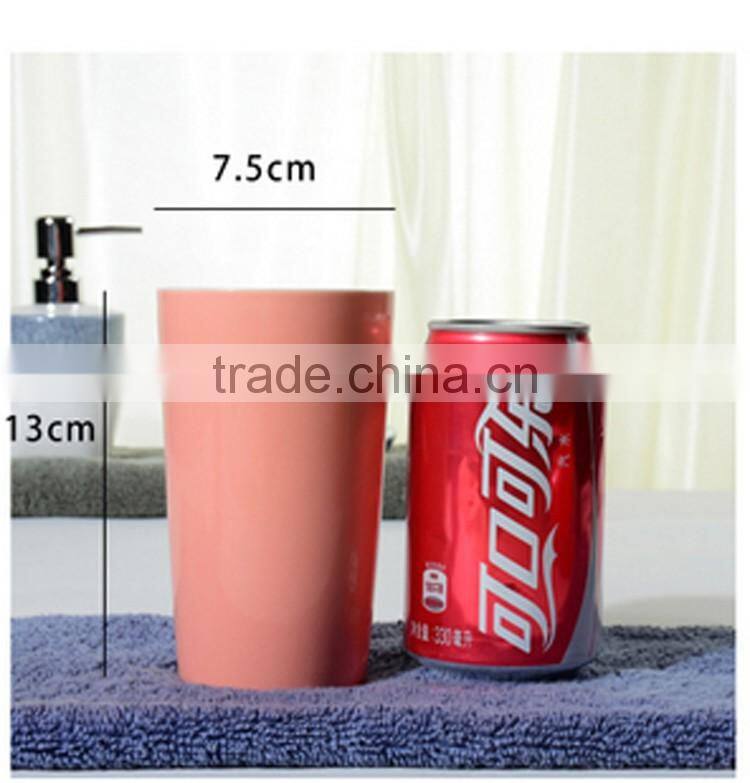 Lovely colorful trendy toothbrush cup