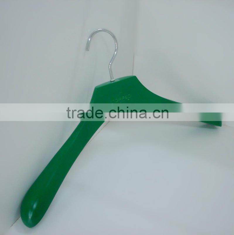 WG57 wooden clothes hanger for cabinet use