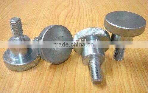 China Factory fastener costom big head hand tighten screws