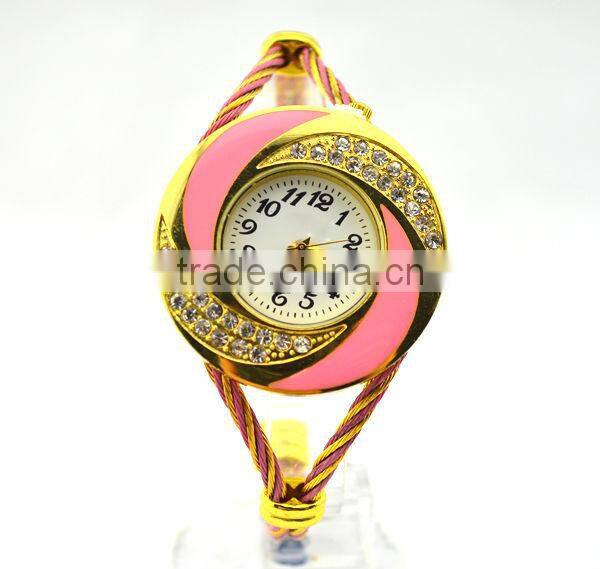 alibaba hot sell watch in spanish express beautiful crystal watch glass face bracelet watch