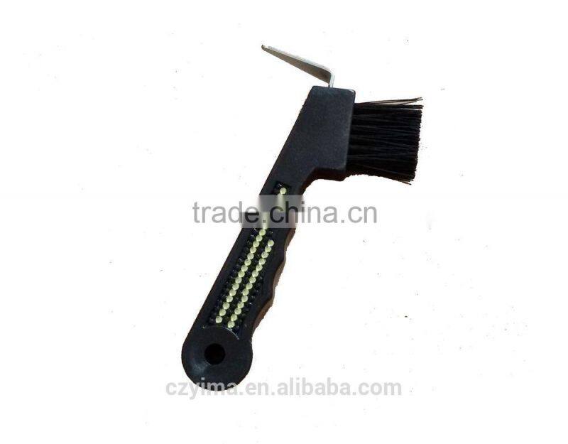 New designed bling horse hoof pick with green black rhinestones