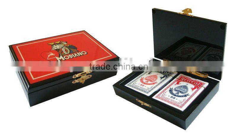 Wooden Poker Game Set