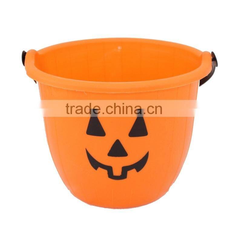 Plastic halloween bucket