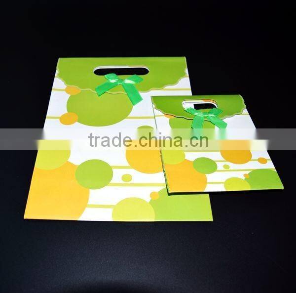 2016 green luxury shopping paper bag with ribbon handle