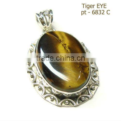 Natural pearls 925 sterling silver peridot pendant jewellery