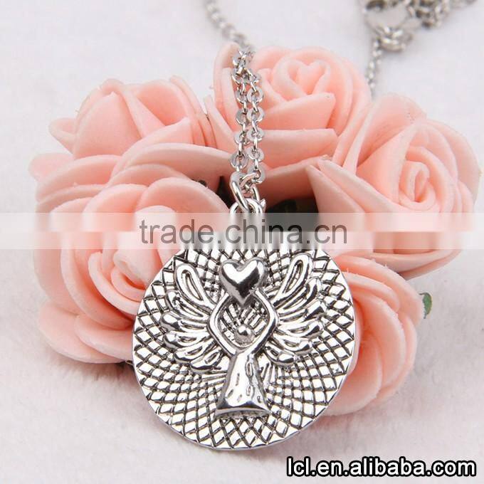 High quality angel wing necklace, imitate silver round pendant necklace wholesale