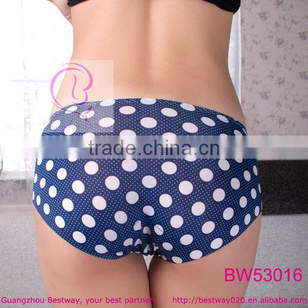 Hot sexy girl photo of leg cut panties