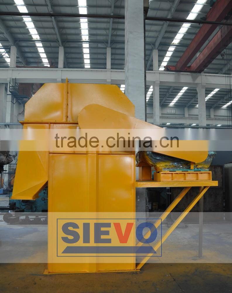 1:28 Hand-Driven Reaction Plated Metal toy car with light &music