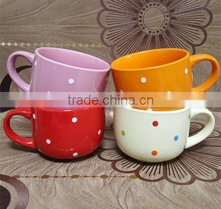 500 ml handpaiting stoneware soup mug with small dots