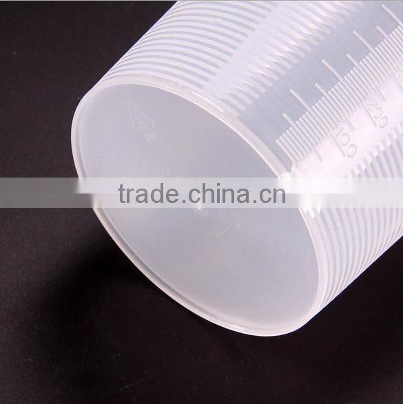 2016 environmental plastic measuring cup with high quality