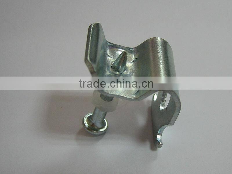 Drive Pins With X-CC Ceiling Clip