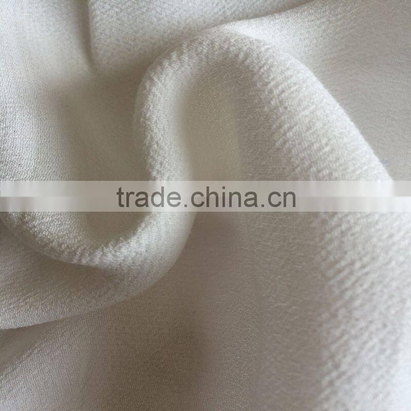 2015 wholesale cheap viscose twill fabric for women clothing
