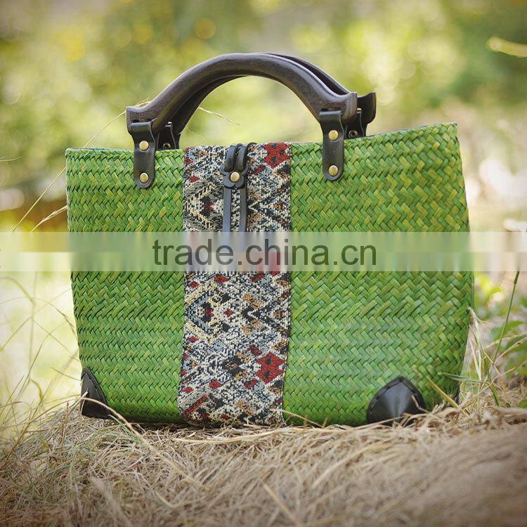 Hot selling cheap thailand straw bag green handmade beach bag
