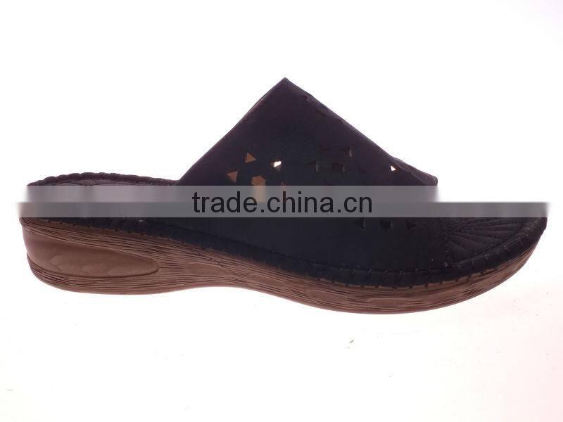 Ladies slipper wholesale price new fashion design