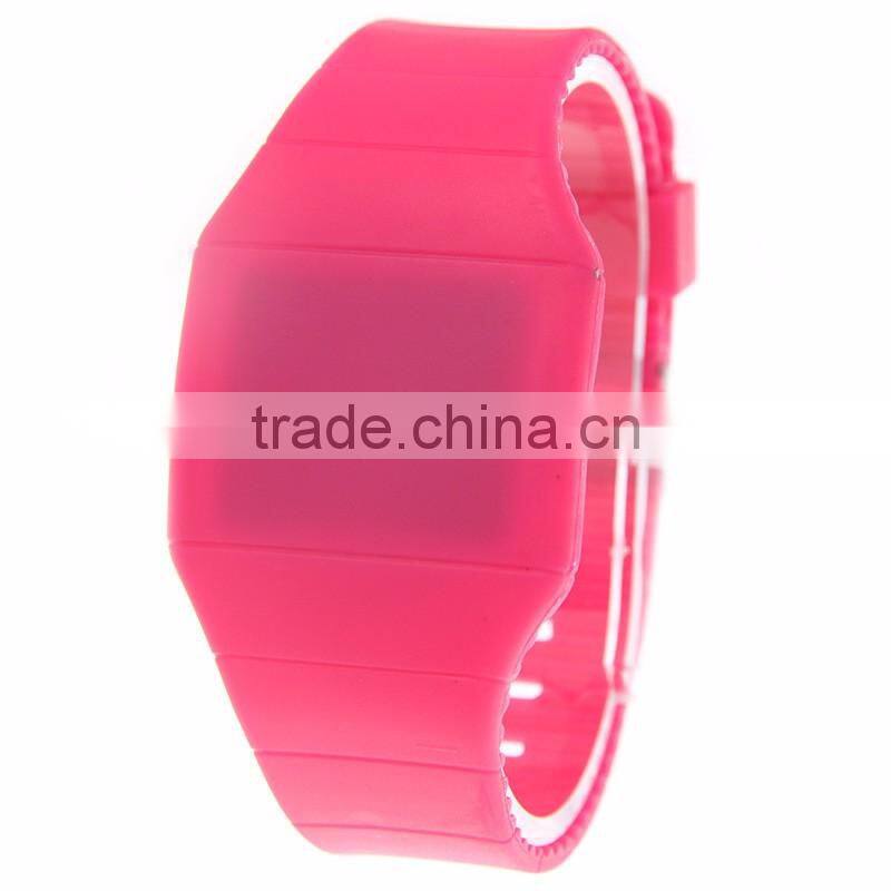 Very Low Price Low MOQ LED Silicone Electronic Girl and Boy Untra-thin Touch Screen Gift Wrist Watch