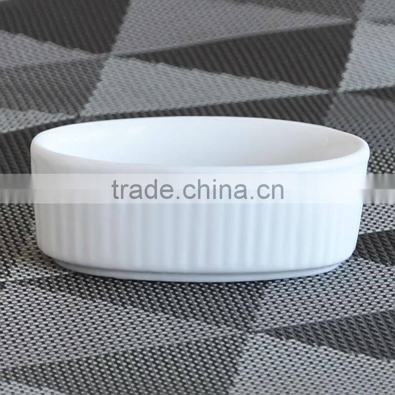Durable porcelain small bowl with handle
