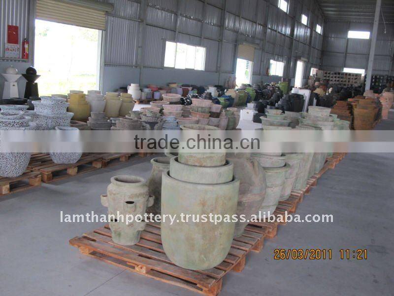 Vietnam Wholesale High Fire Rabbit Decorative Statue