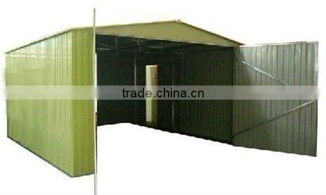 4.7 mx3.7 m cream garage