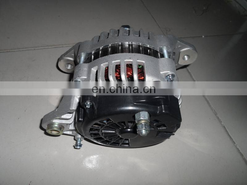 Diesel engine ISB6.7 3972734 alternator