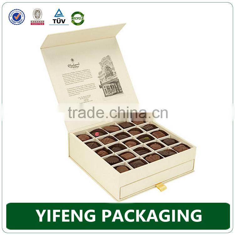 Food-grade fancy cheap paper chocolate box with divider wholesale