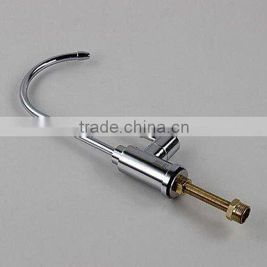 China Kitchen Faucet Kitchen Appliance
