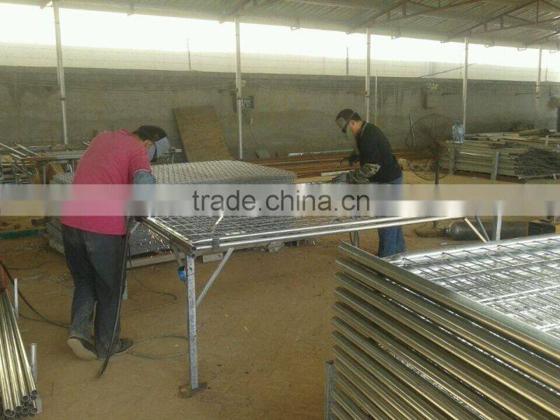China suppliers-2014 cheap construction galvanized temporary fence